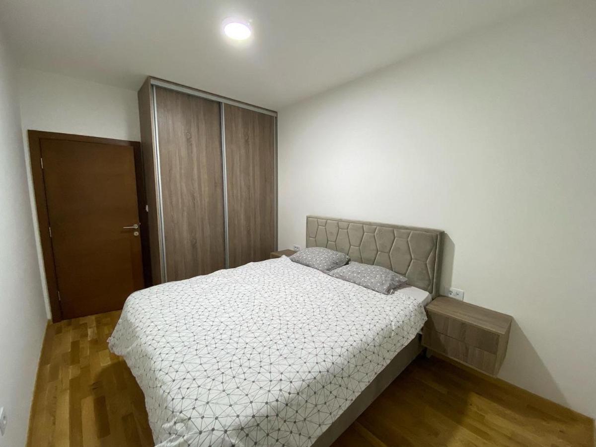 Stylish Charming Apartment Podgorica Bagian luar foto